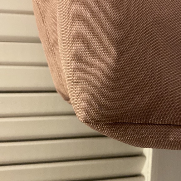 Herschel Mica Tote Like New - Picture 6 of 6